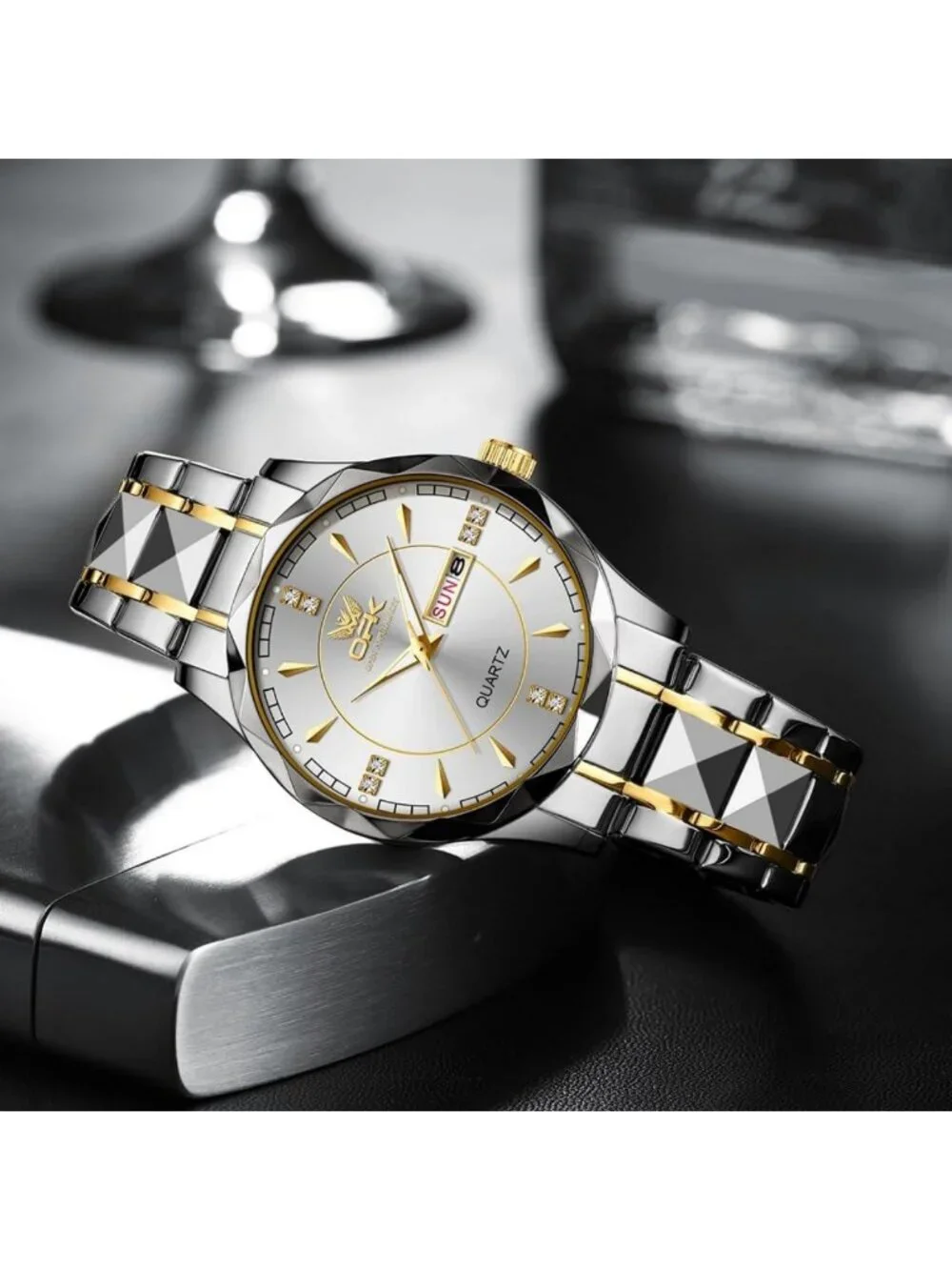 Stylish Waterproof Men's Watch with Diamond Roman Numerals, Stainless Steel